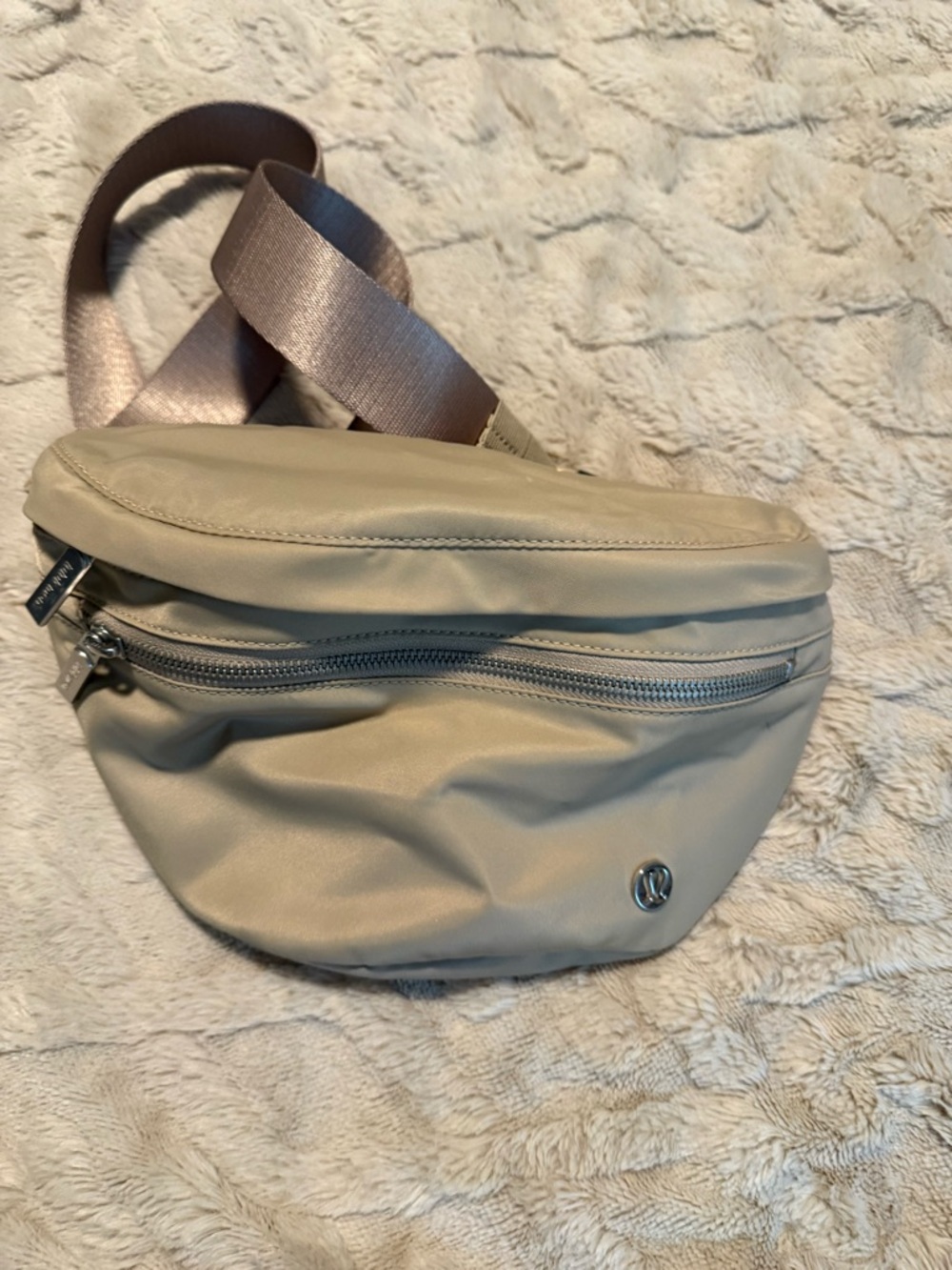 Lululemon City Adventurer Belt Bag 2.5L in Trench